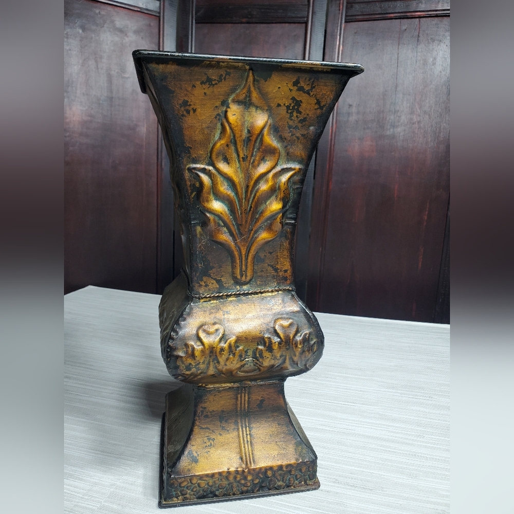 Large Ornate Tuscan Style Metal Flower Vase 15" x 6.5" - Picture 3 of 10